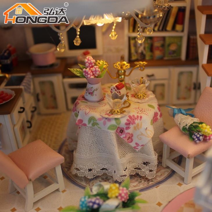 Best Selling Doll House