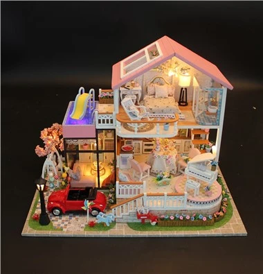 Cadeau personnalisé de fille d’artisanat de maison de poupée