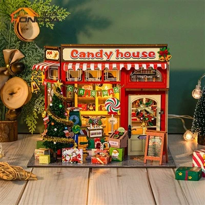 Maison de poupée à thème de Noël